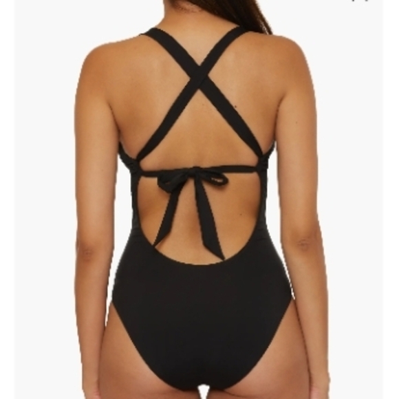 NWT BECCA BY REBECCA VIRTUE Marble Canyon Ring One-Piece Swimsuit- BLACK - Picture 2 of 4